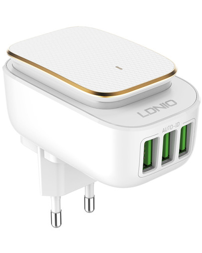 LDNIO A3305 stenski polnilec s 3 USB vhodi in LED lučko ter priloženim USB-C kablom