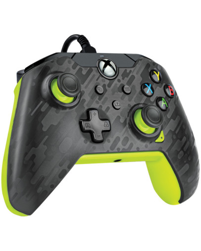 PDP Electric Carbon žični igralni plošček v črno-rumeni barvi za Xbox & PC