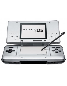 Obnovljen Nintendo DS srebrn  + 2 leti garancije